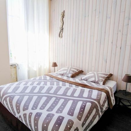 Bed and Breakfast Les Gues Rivieres Pujols  Zewnętrze zdjęcie