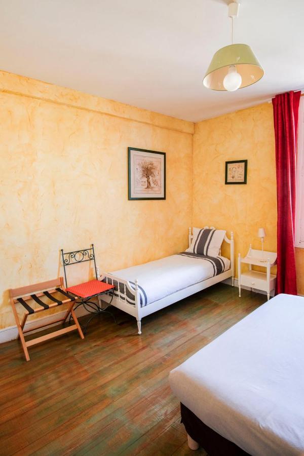 Bed and Breakfast Les Gues Rivieres Pujols  Zewnętrze zdjęcie